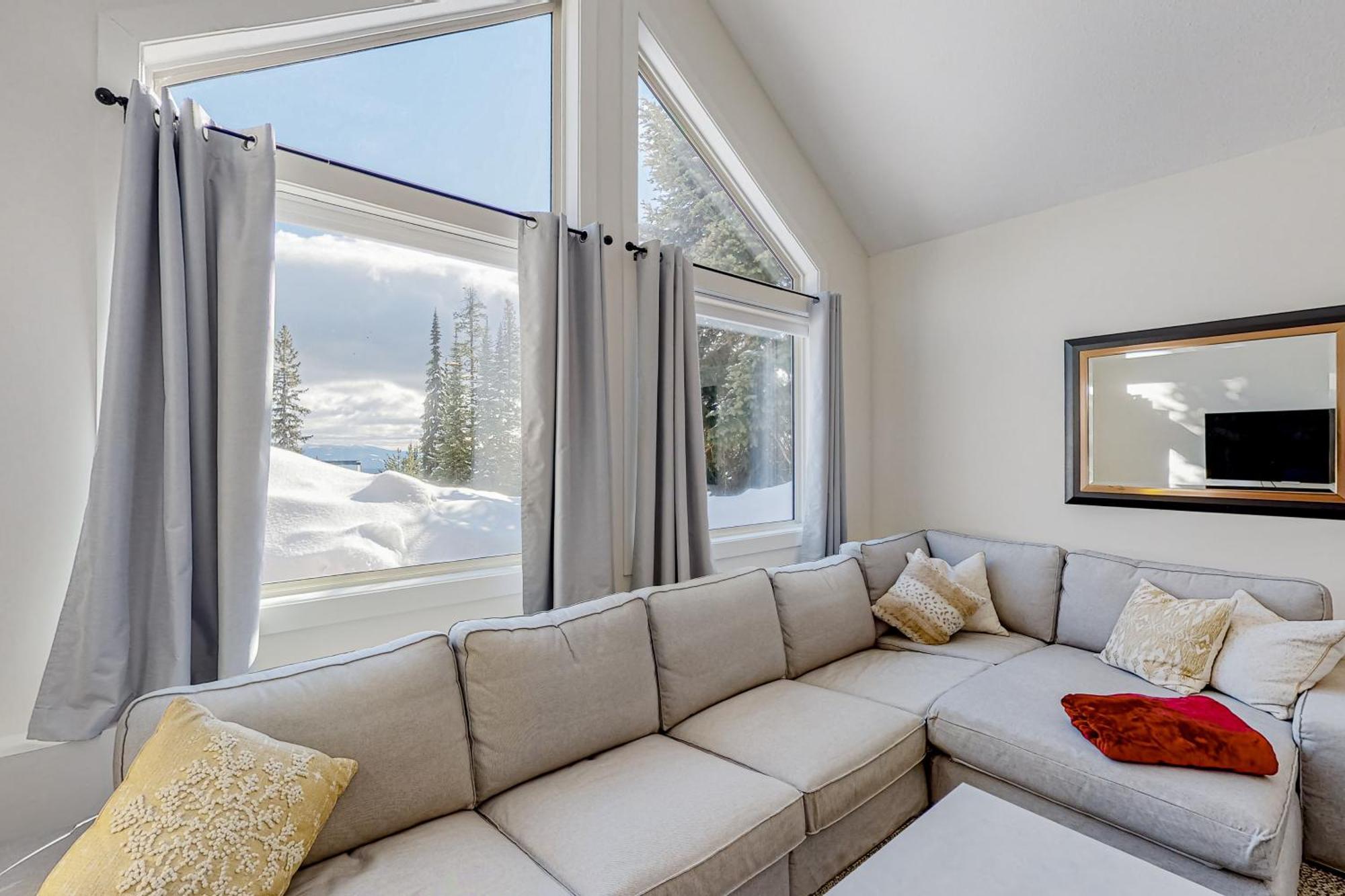 Snow Pines & Ice And Cozy Villa Big White Kamer foto